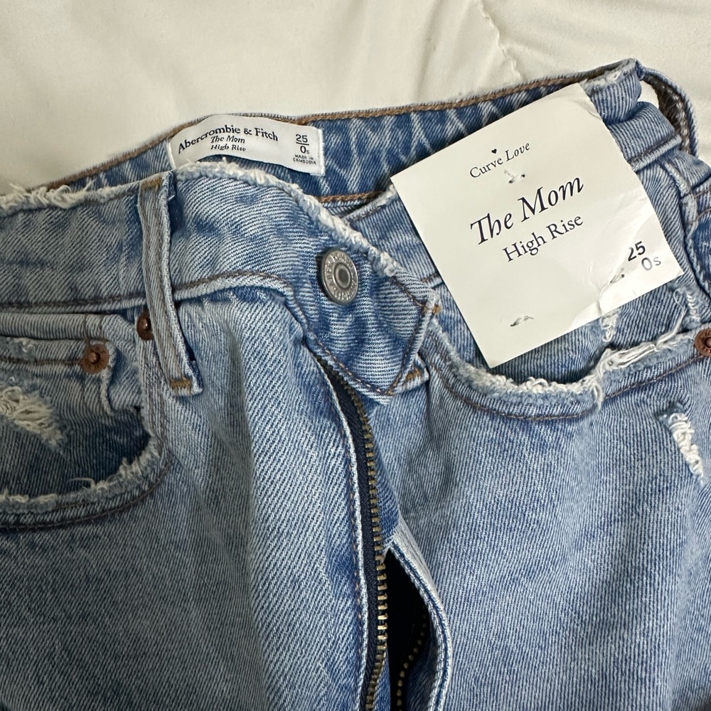 Abercrombie and fitch mom high rise curve love jean